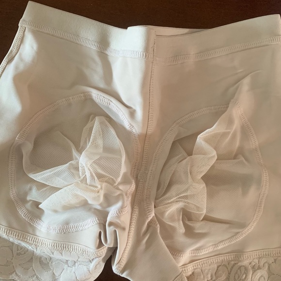 Fiorella Shapewear Butt lifter enhancer powernet - Picture 5 of 7